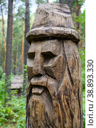 Reconstruction of wooden idol of Yarilo, god of spring with fruit-bearing strength of seed, in the Slavs pantheon (2022 год). Стоковое фото, фотограф Сергей Фролов / Фотобанк Лори