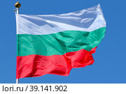 Флаг Республики Болгария (2018 год). Редакционное фото, фотограф Александр Тарасенков / Фотобанк Лори