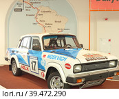 Раллийный автомобиль Москвич 2140SL (АЗЛК 1600 SL Rallye). На SL Rallye советские раллийщики неоднократно участвовали в зарубежных соревнованиях. Музей автомобильной техники. Верхняя Пышма, Россия, октябрь 2022. Редакционное фото, фотограф Сергей Елизарьев / Фотобанк Лори