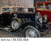 Автомобиль "Auburn 8-90 Cabriolet", 1929 г., 8-цилиндровый, 96 л.с., США. Компания к концу 1920-х производила одни из самых быстрых машин. Музей автомобильной техники. Верхняя Пышма, Россия, сентябрь 2020. Редакционное фото, фотограф Сергей Елизарьев / Фотобанк Лори