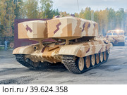 Buratino loading transport. TOS-1A system. Russia (2013 год). Редакционное фото, фотограф Сергей Буторин / Фотобанк Лори