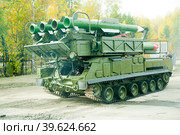 Buk-M1-2 surface-to-air missile systems in motion (2013 год). Редакционное фото, фотограф Сергей Буторин / Фотобанк Лори