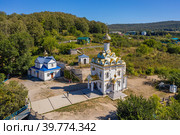 Южный Урал, курорт Красноусольск: храм Табынской иконы Божией Матери на Святых Ключах. Вид с воздуха. Southern Urals, Krasnousolsk Resort: Church of the Tabyn icon of the mother of God. Aerial view. (2022 год). Редакционное фото, фотограф Евгений Романов / Фотобанк Лори