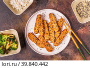 Fried tempeh with sesame seeds. Стоковое фото, фотограф Татьяна  Бральнина / Фотобанк Лори