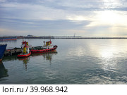 The ships are berthed in the port of Caucasus. Water transport. (2015 год). Редакционное фото, фотограф Виктория Кольцова / Фотобанк Лори