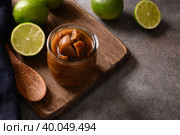Home made Sri Lankan Lime Pickle of lime, salt, chilli, pepper. Стоковое фото, фотограф Светлана Лажко / Фотобанк Лори