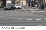 Car traffic on Mira Avenue in the Prospekt Mira metro area. Moscow. 28.03.2023. Редакционное видео, видеограф Ярославский Максим / Фотобанк Лори