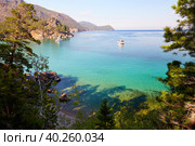Picturesque summer landscape of Lake Baikal. Yachts in Babushka Bay. Стоковое фото, фотограф Виктория Тельминова / Фотобанк Лори