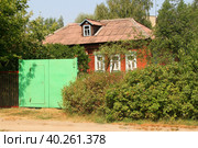 Деревенский дом (2010 год). Стоковое фото, фотограф Щеголева Ольга / Фотобанк Лори