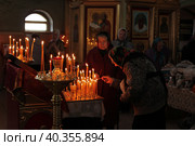 Перед Церковным Богослужением. Христо-Воскресенская Церковь. Аксу (2015 год). Редакционное фото, фотограф Владимир Абакумов / Фотобанк Лори
