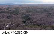 Южный Урал весной, вид на горную тайгу с воздуха. Southern Urals in spring, a view of the mountain taiga from the air. Стоковое видео, видеограф Евгений Романов / Фотобанк Лори
