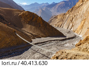 Suspension bridge over the Panda Khola River, Lupra Village, Lower Mustang Nepal (2016 год). Стоковое фото, фотограф Михаил Пряхин / Фотобанк Лори