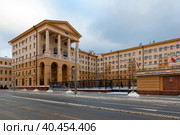 Здание Главного управления Министерства внутренних дел РФ по Москве. Москва. Улица Петровка, 38 (2022 год). Редакционное фото, фотограф Pukhov K / Фотобанк Лори