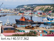 Korsakov Sea Commercial Port on Sakhalin Island on the shore of Aniva Bay. (2019 год). Редакционное фото, фотограф Ирина Кононова / Фотобанк Лори