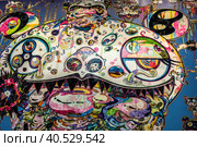 Takashi Murakami Art. Under the Radiation Falls, Garage. (2017 год). Редакционное фото, фотограф Iva Noel / Фотобанк Лори