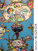 Takashi Murakami Art. Under the Radiation Falls, Garage. (2017 год). Редакционное фото, фотограф Iva Noel / Фотобанк Лори