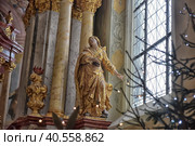 The transept with organ of the Cathedral of Assumption of Our Lady and Saint John the Baptist . Church is UNESCO World Heritage Site (2016 год). Редакционное фото, фотограф Анна Кривицкая / Фотобанк Лори
