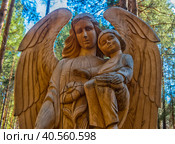 Park Museum of Wooden Sculpture "Lukomorye" (2018 год). Редакционное фото, фотограф Анна Кривицкая / Фотобанк Лори