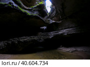 Салтинская пещера, Гунибский район, Дагестан (2021 год). Редакционное фото, фотограф Римма Тельнова / Фотобанк Лори