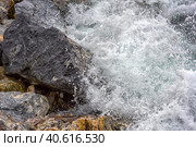 Stones and water surf. Стоковое фото, фотограф Анна Кривицкая / Фотобанк Лори