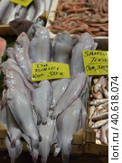 Solea solea in the fish market of Istanbul (2018 год). Редакционное фото, фотограф Анна Кривицкая / Фотобанк Лори