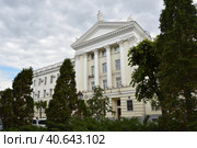 Казань. Улица Лобачевского.  Российская академия наук. Kazan. Lobachevsky street. (2023 год). Редакционное фото, фотограф Светлана Федорова / Фотобанк Лори