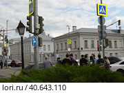 Казань. Перекресток. Улиц Кремлевская. Астрономическая, Лобачевского. Kazan. Crossroads. Kremlin street. Astronomical, Lobachevsky. (2023 год). Редакционное фото, фотограф Светлана Федорова / Фотобанк Лори