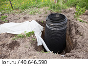 Сборный дренажный колодец. Стоковое фото, фотограф Кекяляйнен Андрей / Фотобанк Лори