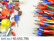 Наконечники металлические штыревые с изолированной вставкой для медных монтажных многожильных проводов. Крупным планом. Стоковое фото, фотограф Нелик Дулатов / Фотобанк Лори