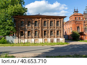 Дом Крестьянинова, Город Мстёра (2023 год). Редакционное фото, фотограф Ирина Яровая / Фотобанк Лори