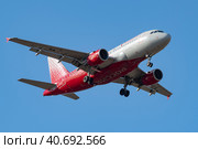 Airbus A319-100 «Ижевск» (RA-73203 ) авиакомпании Россия на глиссаде (2023 год). Редакционное фото, фотограф Виктор Карасев / Фотобанк Лори