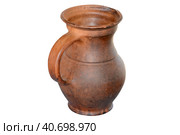 Старый глиняный кувшин на белом фоне. Clay jug handmade isolated on white. Стоковое фото, фотограф Татьяна Д / Фотобанк Лори