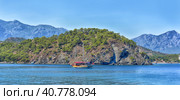 Mountains over sea. Стоковое фото, фотограф Анна Кривицкая / Фотобанк Лори
