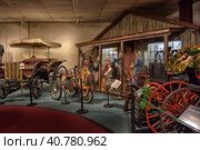 LURAY, VA - 20,06,2016 : The Car and Carriage Caravan Museum in Luray, Virginia,  It is a unique collection of authentically restored cars, carriages, coaches and costumes from 1725 to 1941. Редакционное фото, фотограф Анна Кривицкая / Фотобанк Лори