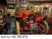 LURAY, VA - 20,06,2016 : The Car and Carriage Caravan Museum in Luray, Virginia,  It is a unique collection of authentically restored cars, carriages, coaches and costumes from 1725 to 1941. Редакционное фото, фотограф Анна Кривицкая / Фотобанк Лори