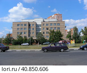 Детская поликлиника № 142 ЮВАО. Хвалынский бульвар, 10. Район Выхино-Жулебино. Город Москва (2011 год). Редакционное фото, фотограф lana1501 / Фотобанк Лори