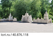 Макеты сталинских высоток на территории РГСУ. Москва (2023 год). Редакционное фото, фотограф Илюхина Наталья / Фотобанк Лори