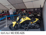 Мотоциклы Ducati в шатре АО «Третий парк». Мотофестиваль Baltic Rally в городе Выборге Ленинградской области (2023 год). Редакционное фото, фотограф Румянцева Наталия / Фотобанк Лори