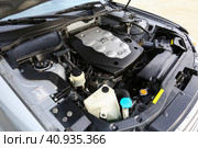 Engine VQ35DE of the Infiniti FX35 (2023 год). Редакционное фото, фотограф Art Konovalov / Фотобанк Лори