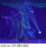 Teenage dance group performs Georgian folk dance 2022. Редакционное фото, фотограф Анна Кривицкая / Фотобанк Лори