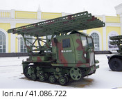 Боевая машина реактивной артиллерии БМ-13-16 на шасси артиллерийского тягача СТЗ-5-НАТИ: Музейный комплекс УГМК, Верхняя Пышма, Свердловская область (2021 год). Редакционное фото, фотограф Алексей Иванов / Фотобанк Лори