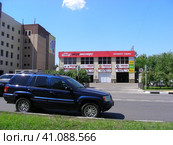 Торгово-сервисный центр "Автоэксперт". Куликовская улица, 10, строение 1. Район Северное Бутово. Город Москва (2014 год). Редакционное фото, фотограф lana1501 / Фотобанк Лори