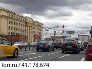 Капитан Сергей Зубков информационный стенд на трасса (2023 год). Редакционное фото, фотограф Дмитрий Неумоин / Фотобанк Лори