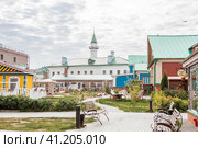 Kayuma Nasyri Street. Staro-Tatarskaya Sloboda. Al-Marjani Mosque. Summer day. Russia, September 2023. The Republic of Tatarstan. Kazan. Редакционное фото, фотограф Photojuli / Фотобанк Лори