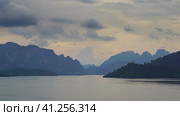 Cheow Lan Lake at sunset Thailand (2017 год). Редакционное видео, видеограф Михаил Коханчиков / Фотобанк Лори