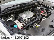 Engine 8AR-FTS of Toyota Harrier (2023 год). Редакционное фото, фотограф Art Konovalov / Фотобанк Лори