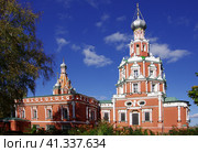 Церковь Смоленской иконы Божьей Матери в Софрино (Сафарино), Пушкинский район, Московская область Church Smolensk icon Mother of God in Sofrino (2023 год). Стоковое фото, фотограф Natalia Sidorova / Фотобанк Лори