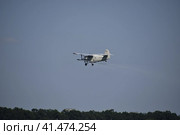 The spraying of fertilizers and pesticides on the field with the aircraft. Стоковое фото, фотограф Леонид Еремейчук / Фотобанк Лори