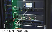 10 october 2023 - Lisbon, Portugal - Feira International Lisbon, Segurex : The server device running and connected to network. Редакционное видео, видеограф Константин Шишкин / Фотобанк Лори