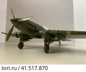 "Ил 2" сборная модель, масштаб 1:72, производитель "Звезда" (2023 год). Редакционное фото, фотограф Алексей Голиков / Фотобанк Лори